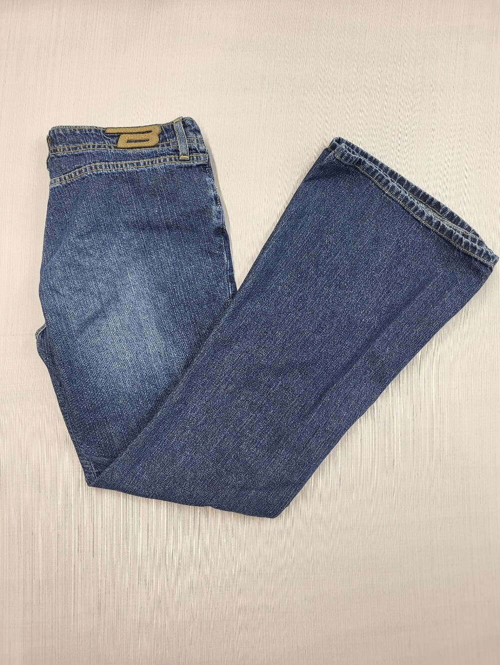 Bongo Let Me B. Low Rise Flare Jeans Women Sz 9 Blue Vintage Waistless Hipster